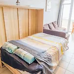 In With Stunning Sea Views * Ostende