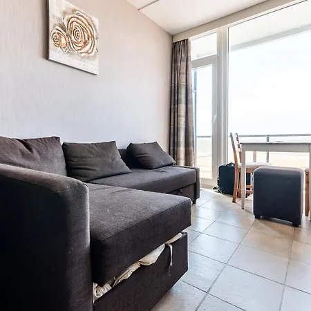 In With Stunning Sea Views