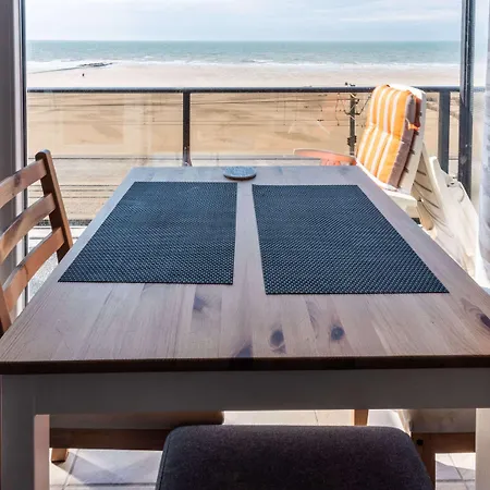In With Stunning Sea Views Διαμέρισμα